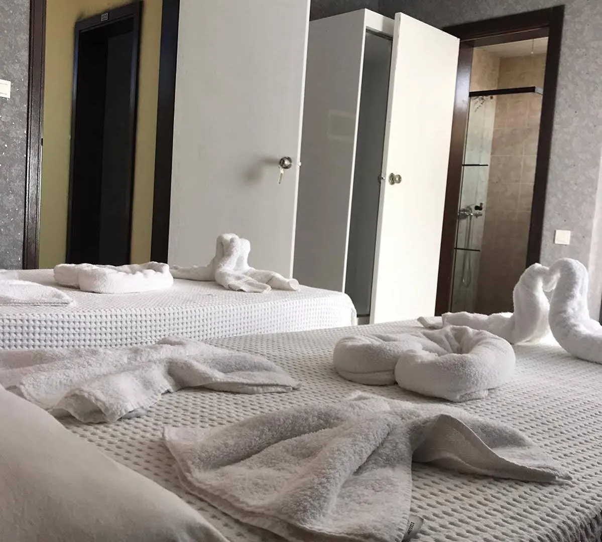 Anita Kemer Noch Hotel Turecko