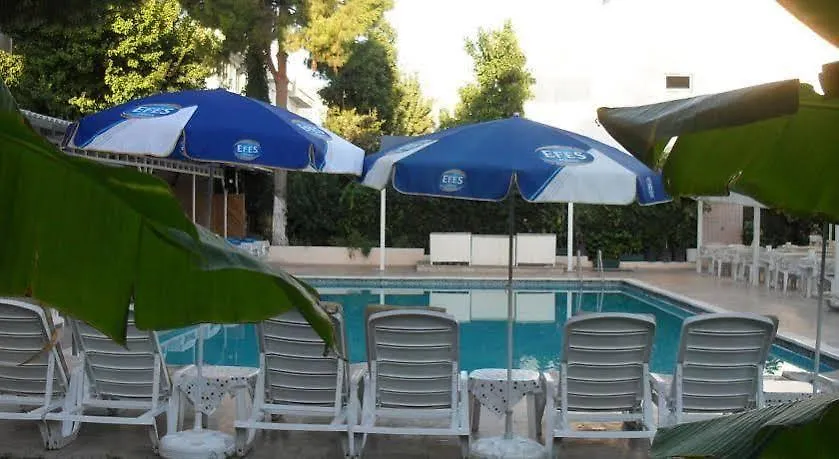 Anita Kemer Noch Hotel