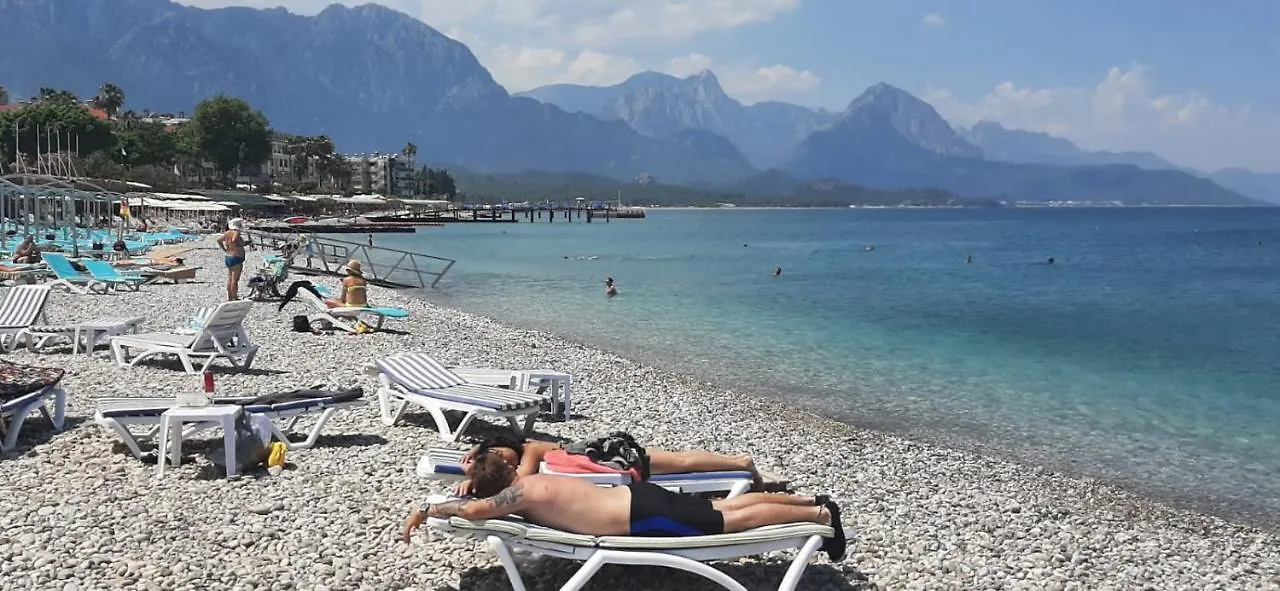 ****  Anita Kemer Noch Hotel Turkey